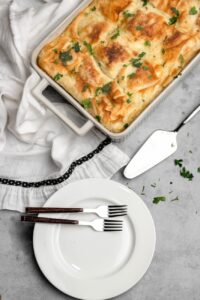 [Exploring the Wonders of Food Around the World]