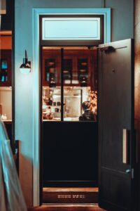 [How to Find Food Delivery Services That Are Open Now]